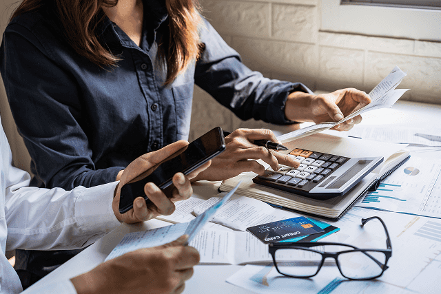 Rivermate | EOR Tax Implications 2025: Complete Guide to Payroll, Compliance & PE Risk