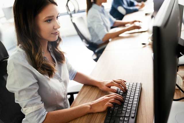 Rivermate | How to Hire Employees Overseas - Guide for International Employees