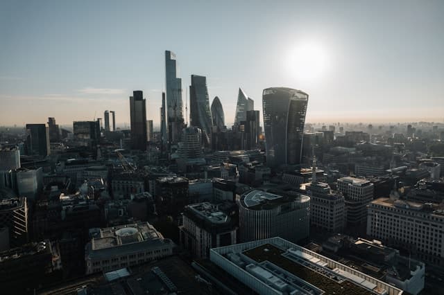 Rivermate | A Complete Guide to the UK High Potential Individual (HPI) Visa
