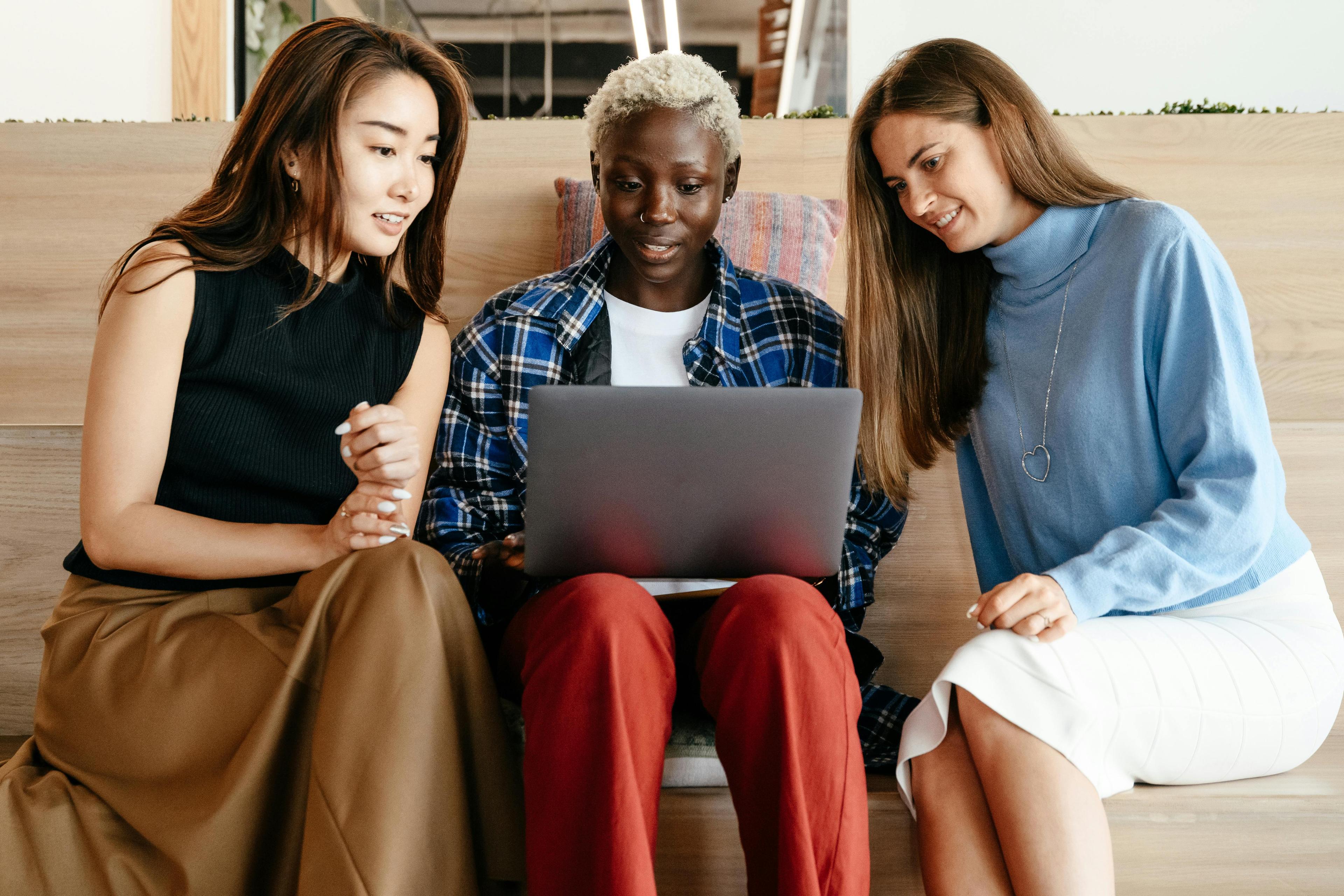 Rivermate | So finden Sie die richtigen globalen Payroll-Partner.