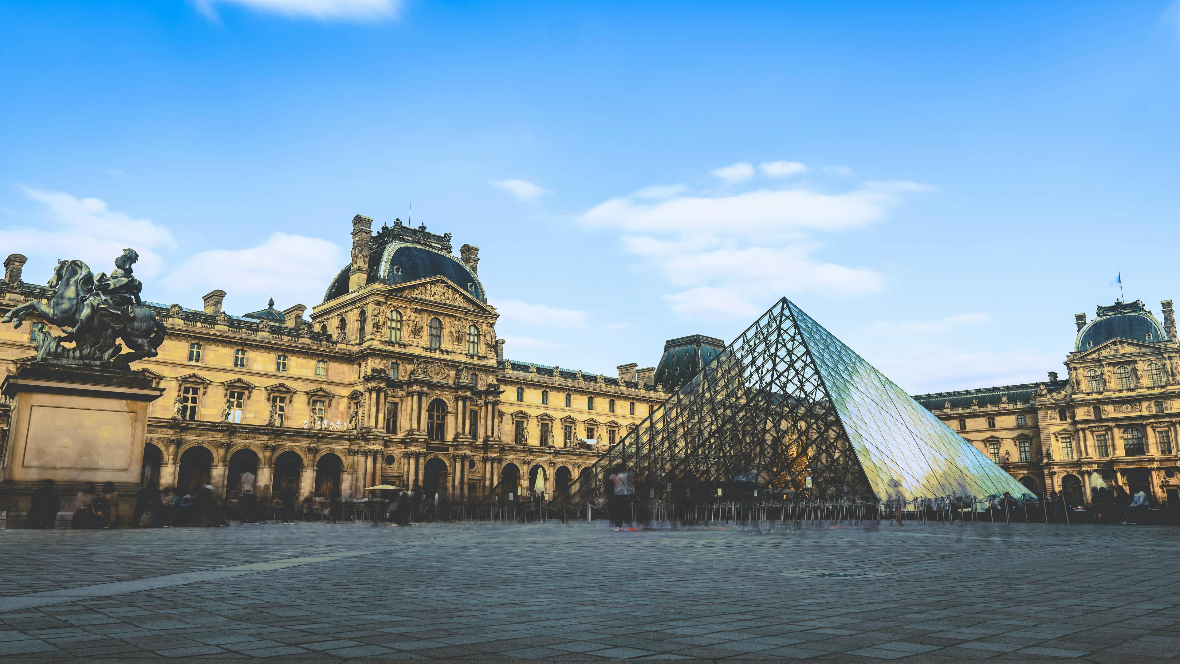 Rivermate | Comprehensive Guide to the French Workweek Structure