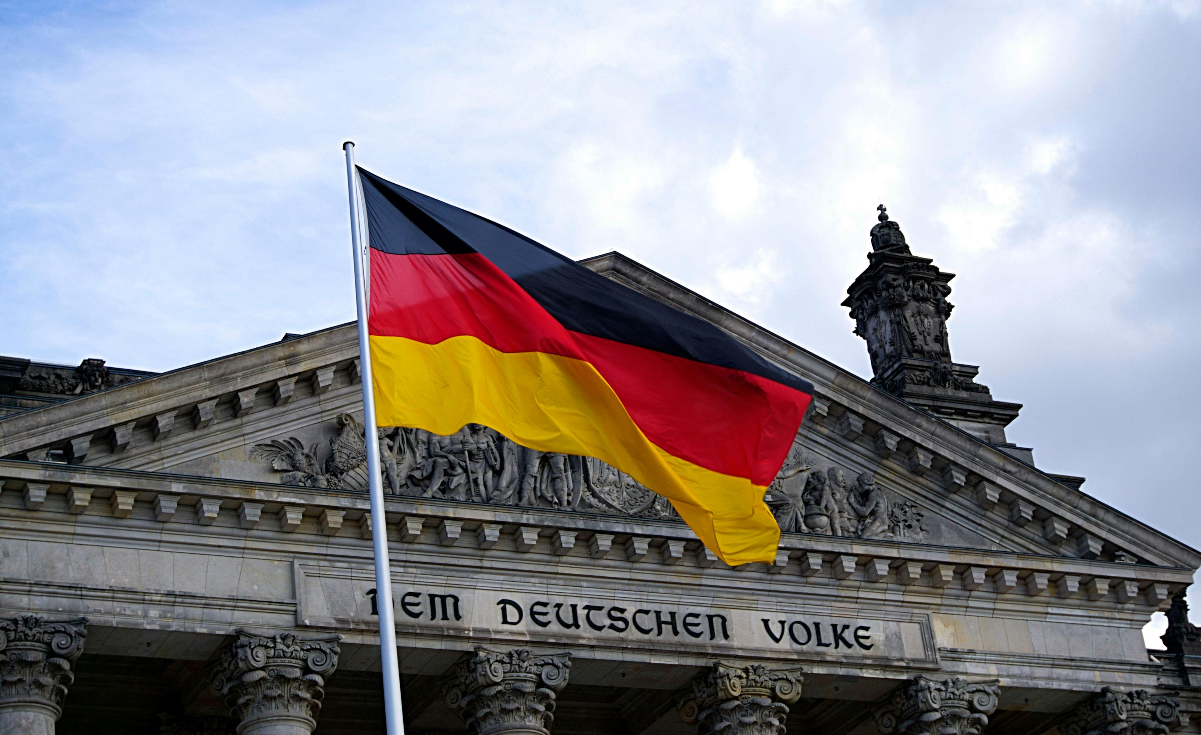 Rivermate | Arbeitserlaubnisse und Visa im Jahr 2024: Ihr Handbuch für Deutschland