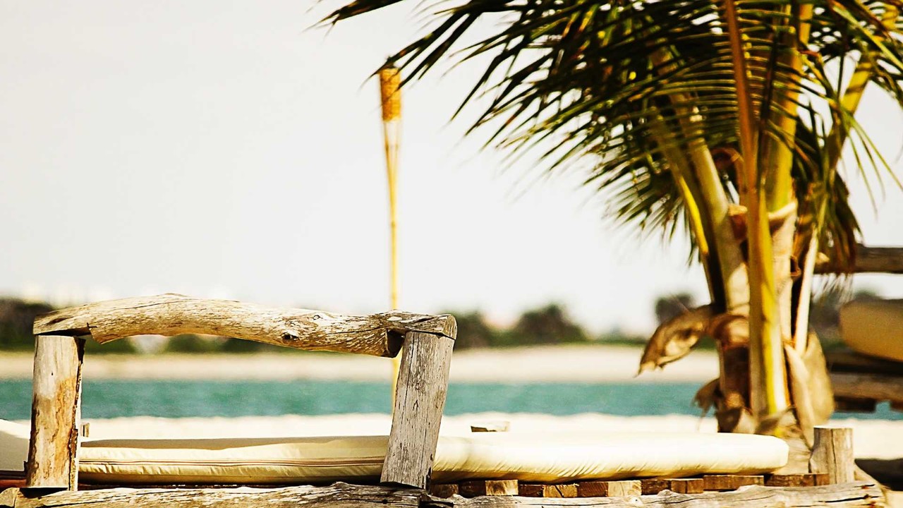 Angola work permits and visa requirements - Professional landscape and employment guidance