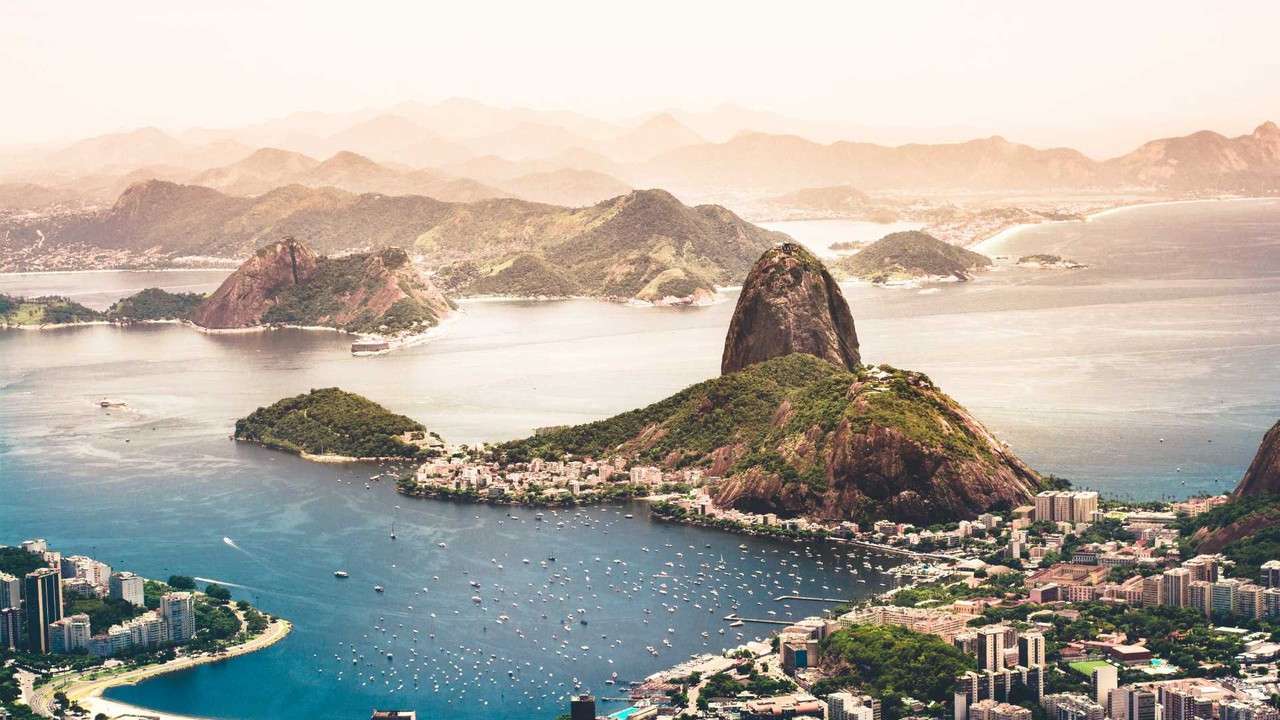 Brazil employer of record services - Professional landscape and business environment
