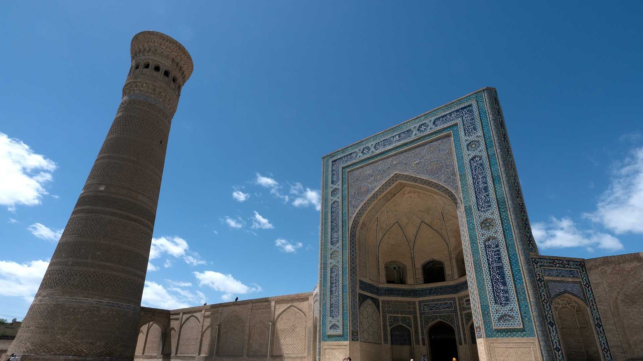 Uzbekistan employee benefits - Professional landscape and employment guidance
