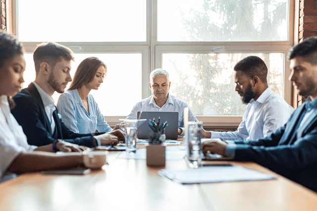 Rivermate | 倍增器替代方案:全球领先的EOR与远程招聘解决方案